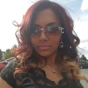 Meet your Posher, Rosa